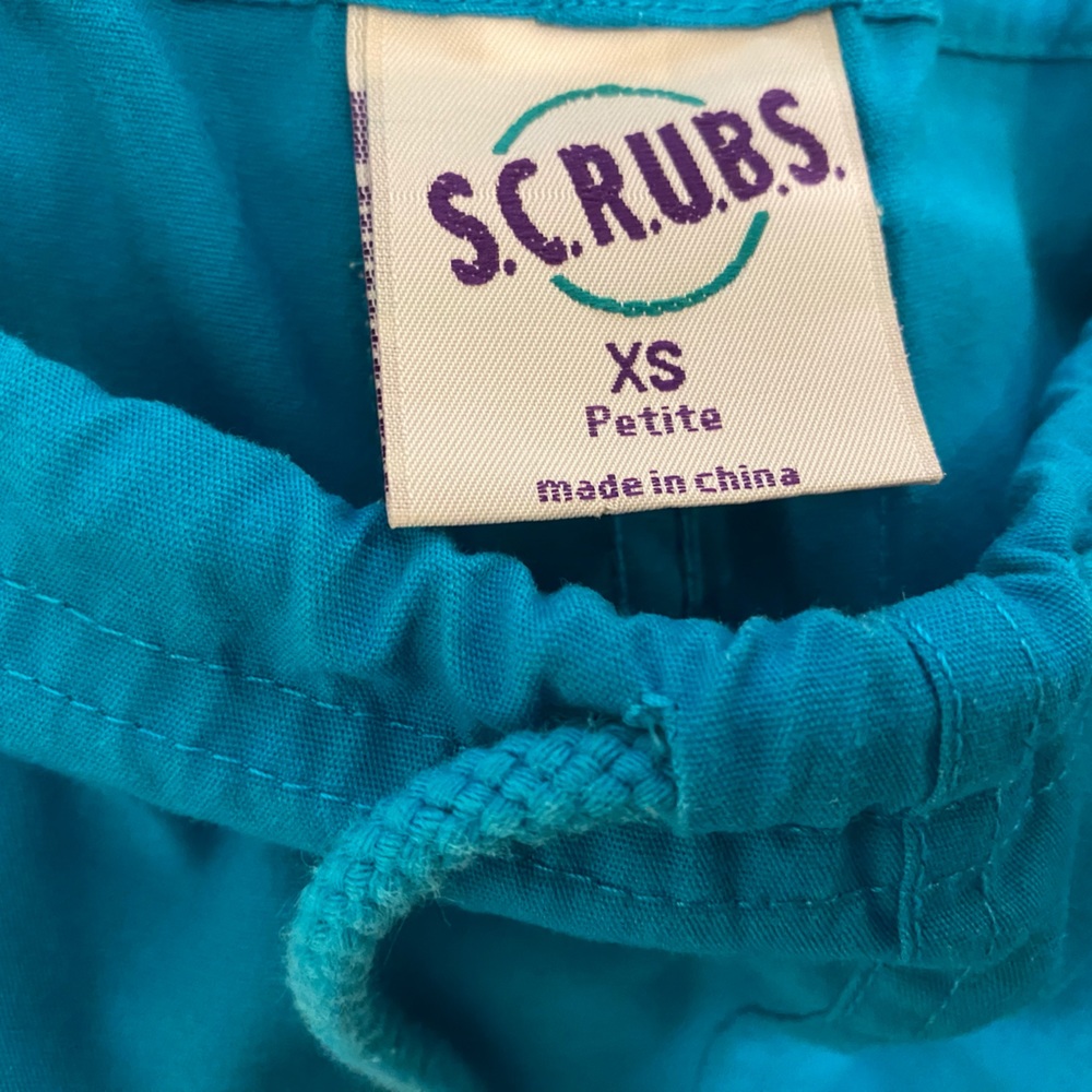 S.C.U.B.S. XS top and Xs Caribbean petite bottoms set